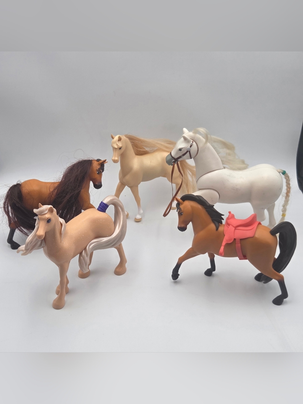 Lot of 2 DreamWorks Spirit Riding Free 6 1/2" Horses 2017-2019 +3 Other Horses - Picture 2 of 10